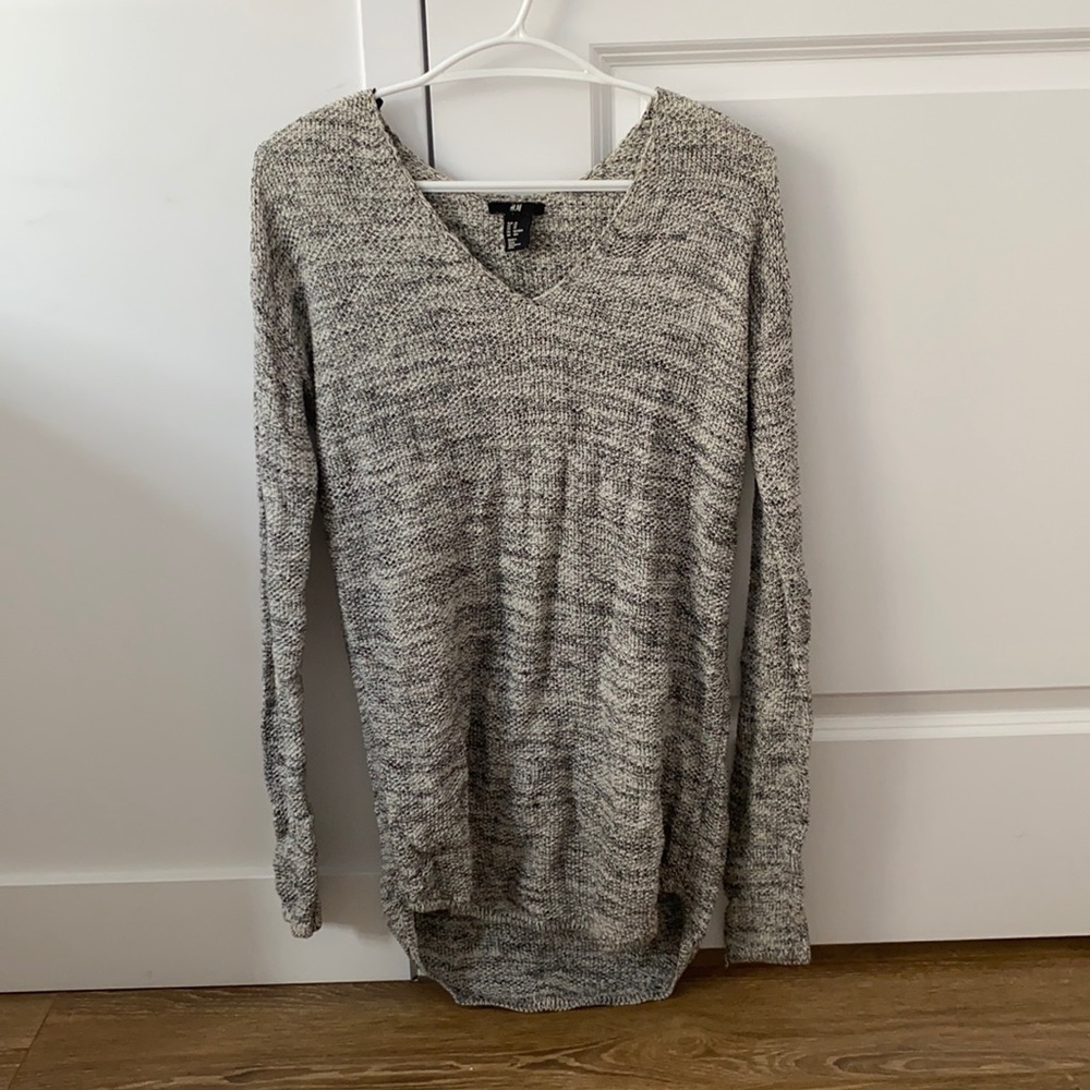 Grey low-high sweater